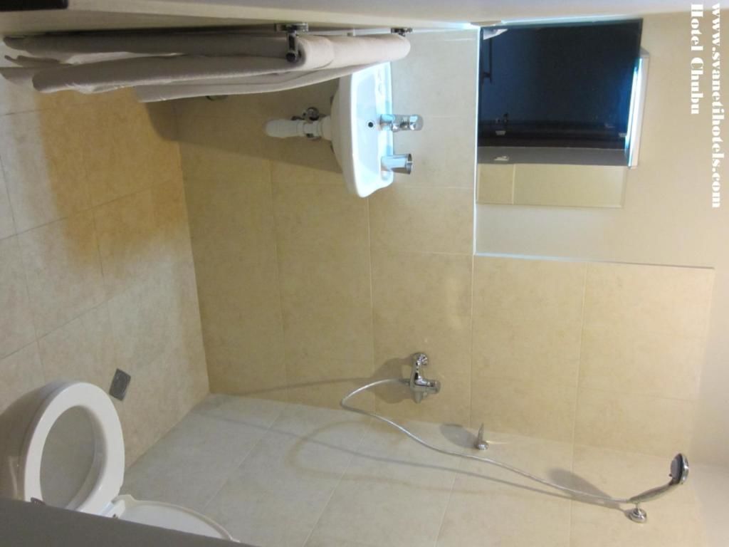 Отель Hotel Chubu Местиа-51