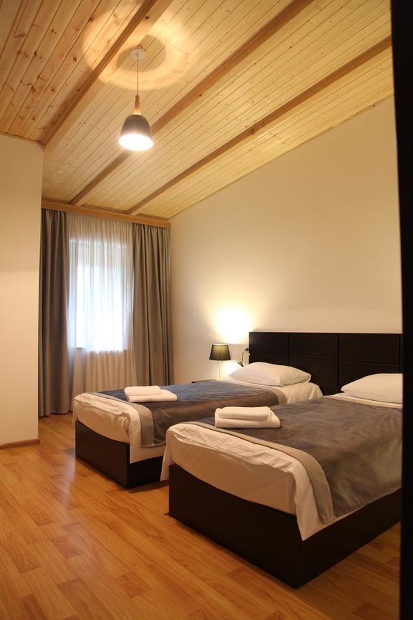 Отель Hotel Chubu Местиа
