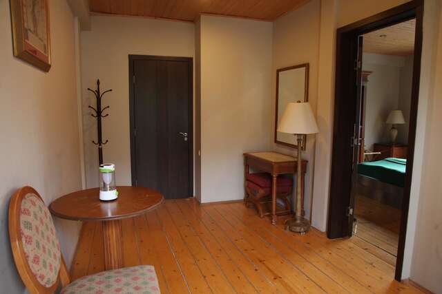 Отель Hotel Chubu Местиа-22