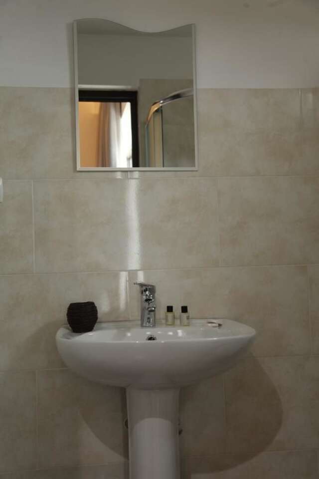 Отель Hotel Chubu Местиа-29