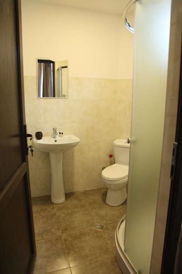 Отель Hotel Chubu Местиа-36