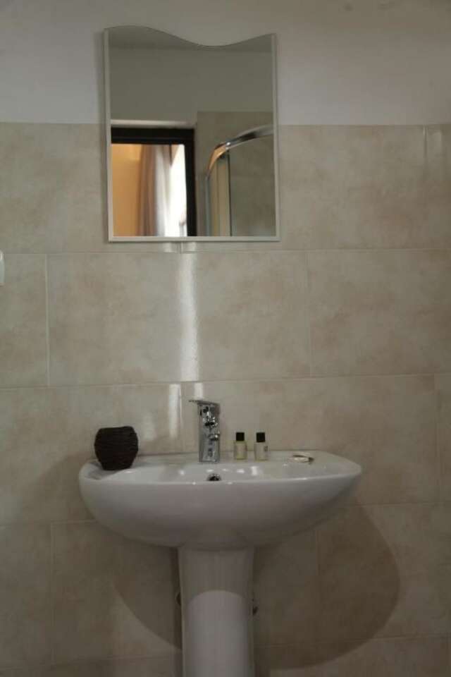Отель Hotel Chubu Местиа-56