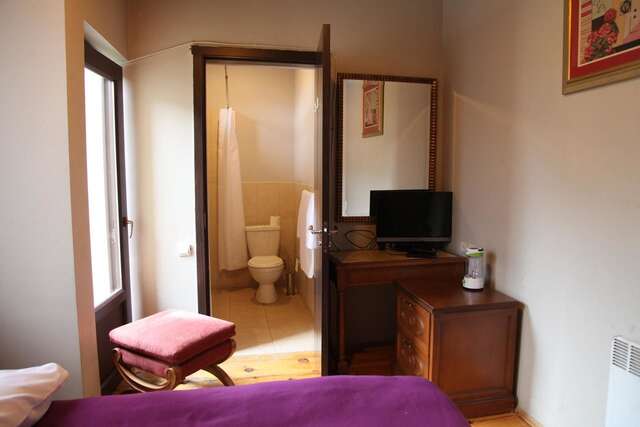 Отель Hotel Chubu Местиа-9